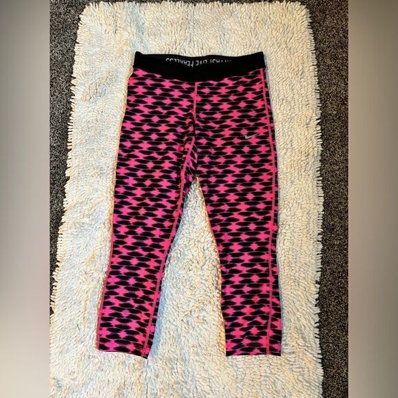 Ankle Length Leggings - Picture 1 of 4
